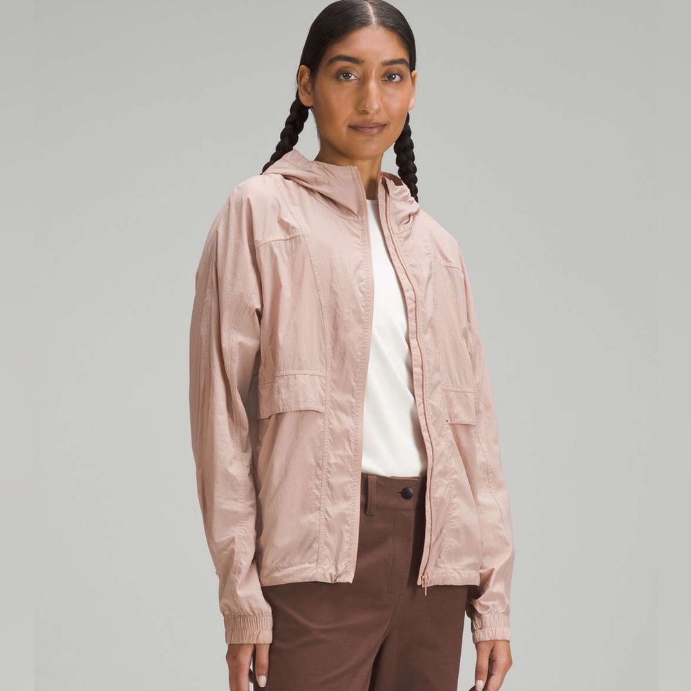Lululemon hood lite classic fit jacket